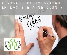 Advogado de imigração em  Lac Ste. Anne County